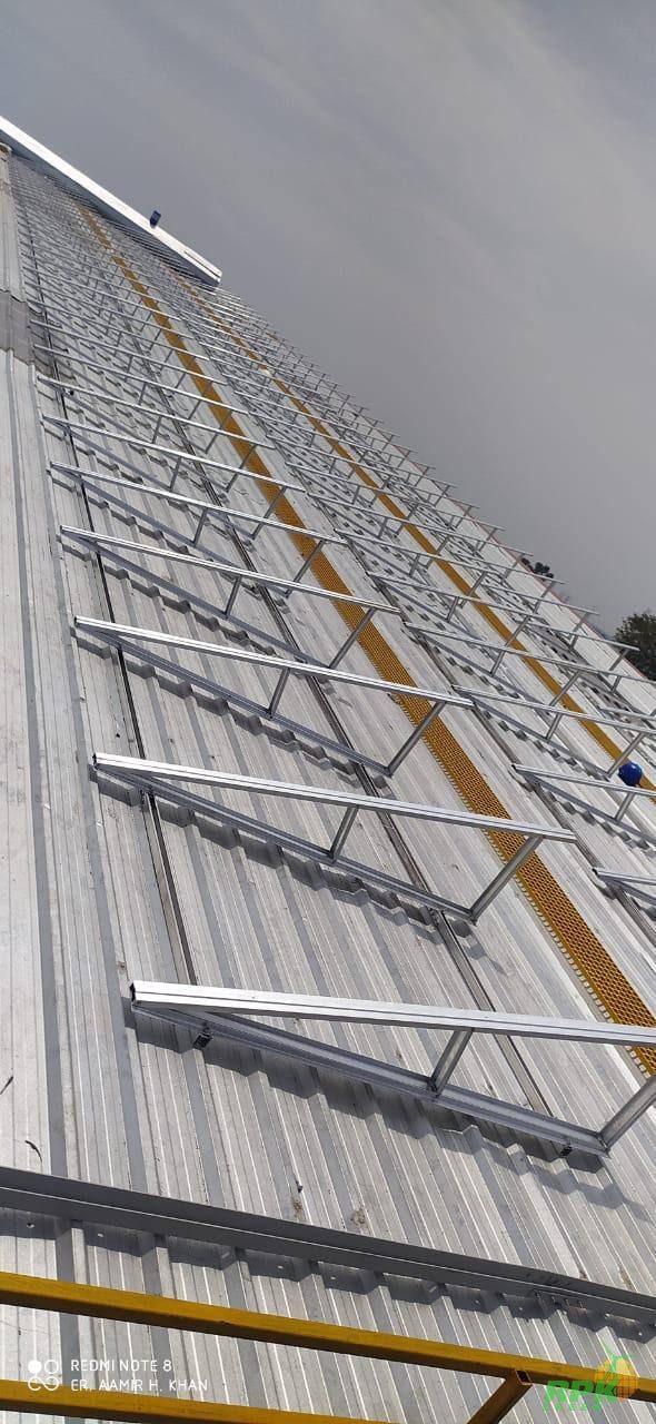 Row install, close-up